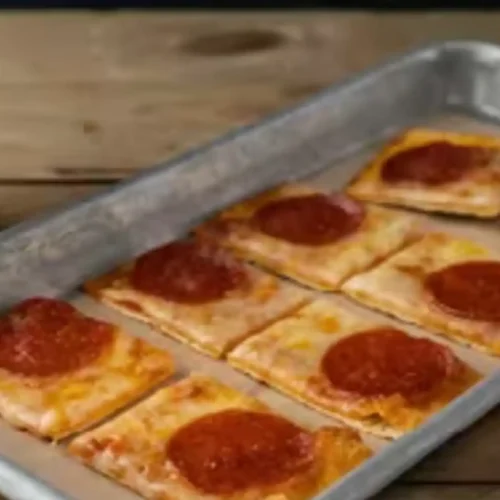 Crispy Flatbread Pizza Crispy Flatbread Pizza